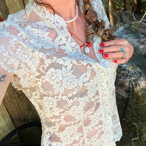 Crème lace Anne Taylor sheer button up boho top music festival summer - Picture 2 of 7